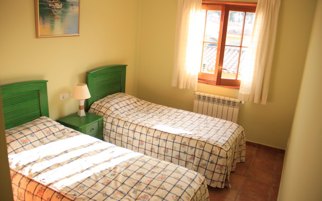 Mariposa Villa