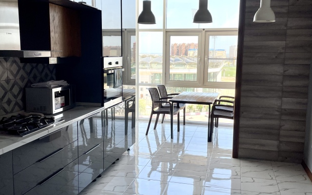 Lyuks S Panoramnym Vidom Flat