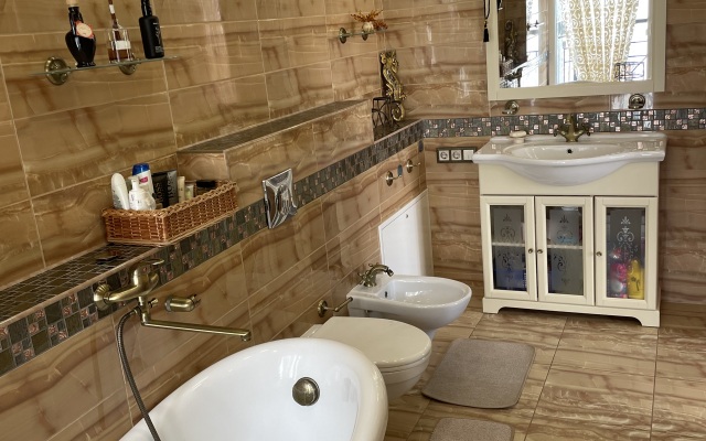 Na Tsvetnom Bulvare Apartment