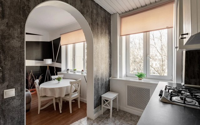 3 - room apartment on Tverskaya , Patriarchal