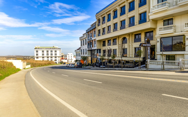 Отель Cosinus Airport