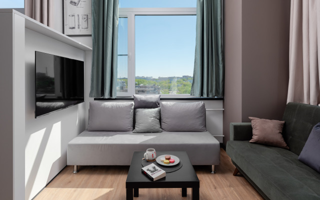 Kak doma Dizaynerskiy Loft U Metro Nagornaya Apartments