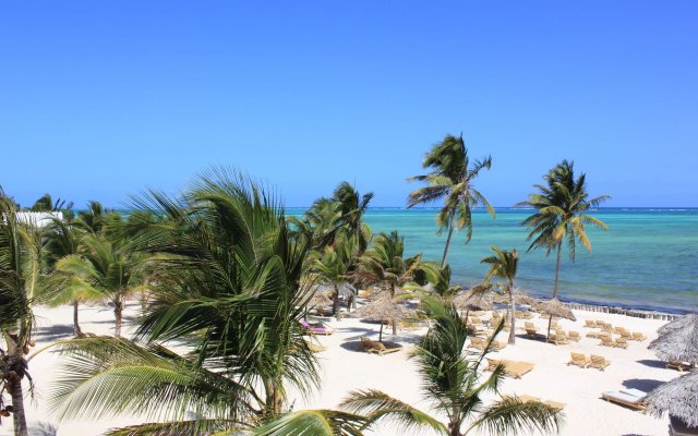 Отель Jumbo Watamu All Inclusive