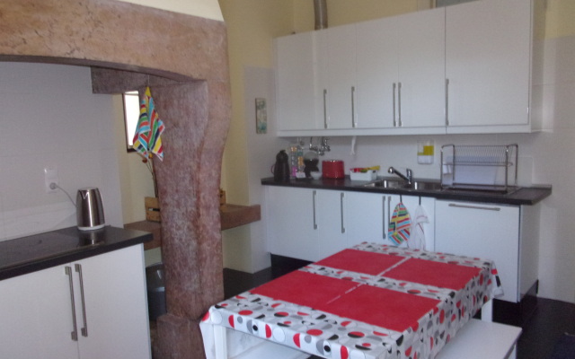 Hostel 402