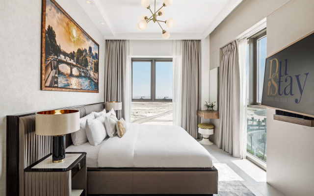 Skyline Vista 3-Bedroom Haven with Lagoon Retreat Apartments