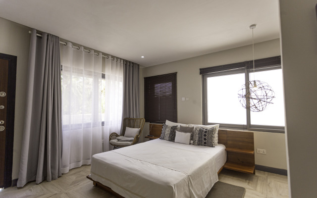 Serenity Residences & Spa, Kokrobite Beach Hotel