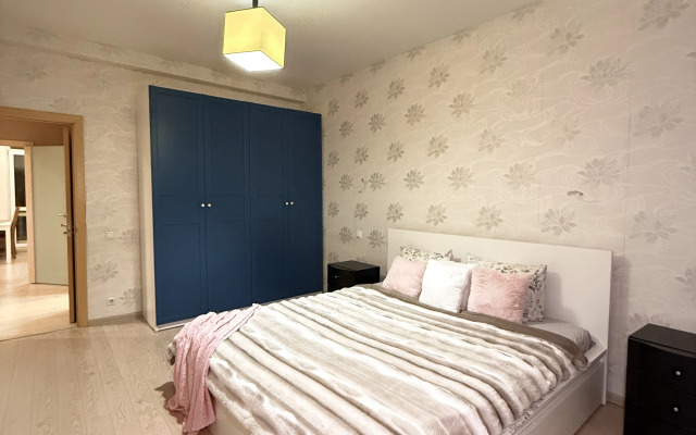 Апартаменты Уютные трехкомнатные в самом сердце города