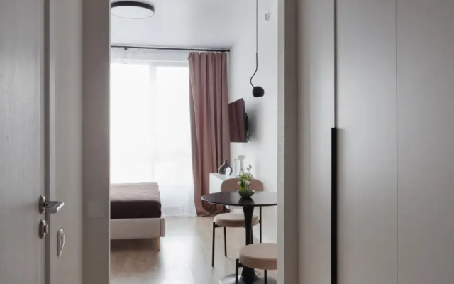 Roomyroom Chocolate U Metro Lomonosovskaya Apartments