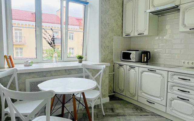 Komfort Na Prospekte Apartments