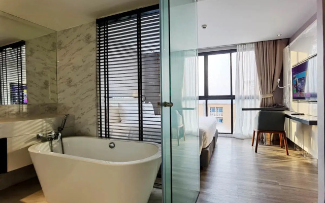 Citrus Grande Hotel Pattaya By Compass Hospitality Hotel