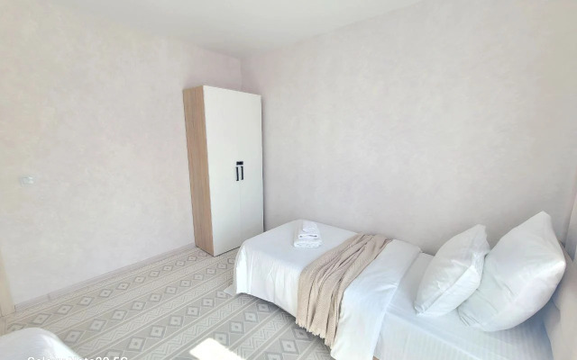 Апартаменты Premium 2-х комнатная квартира с видом на горы