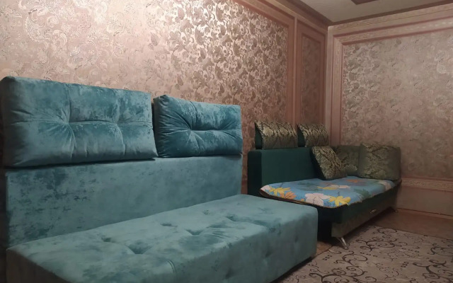 Квартира двухкомнатная на проспекте Кирова 411