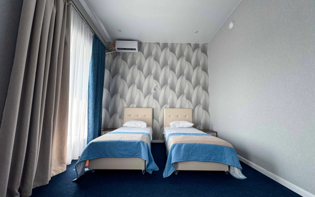Royal Hotel