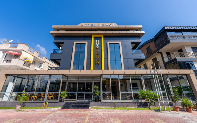 Lemon Hotel