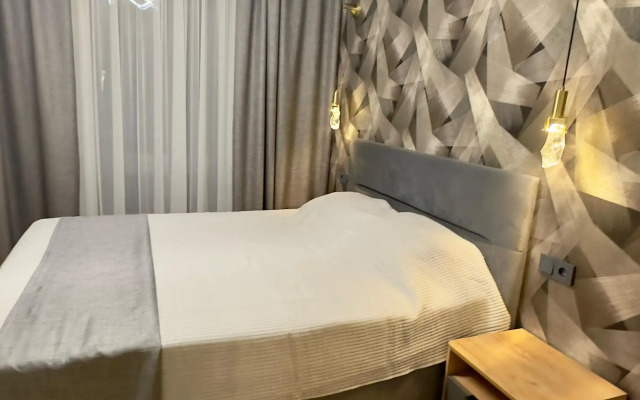 Частный дом у озера