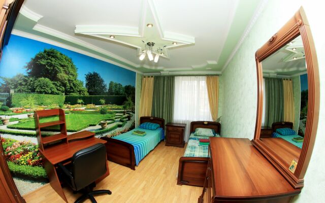 Апартаменты Right Room трехкомнатные на улице Баррикад 8