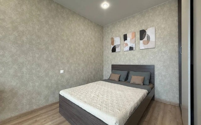 Novaya Studiya Ryadom S Akvaparkom Flat