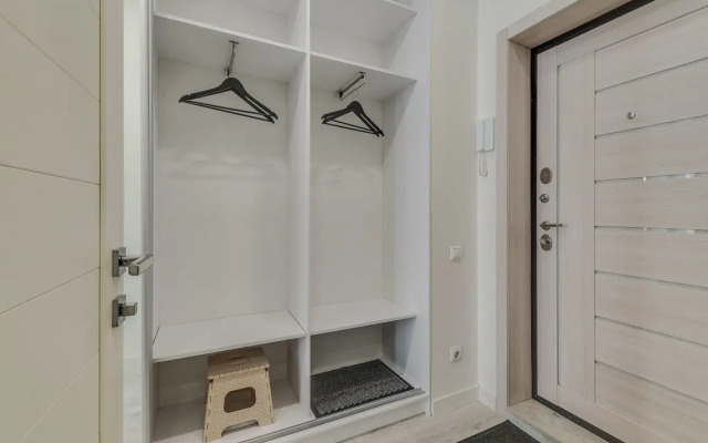 Apartamenty Predstavitel'skij Lyuks s Balkonom i Krasivym Vidom Business Apartments