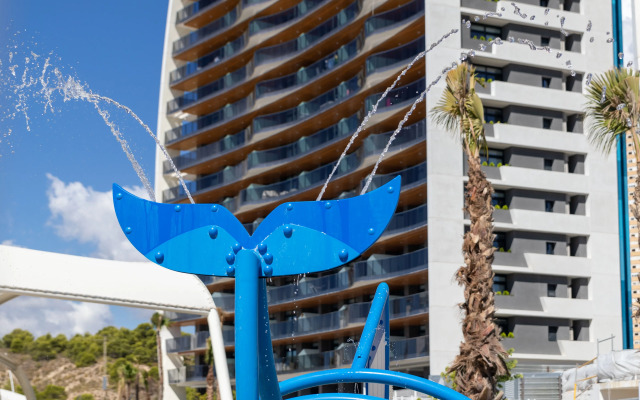 Sunset Waves Benidorm by Mar Holidays Apartments