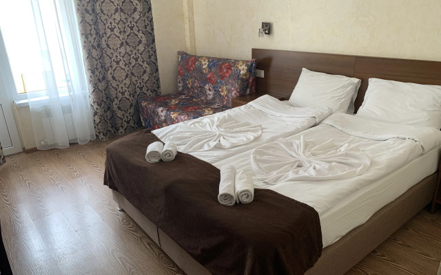 Aqua Life Hotel