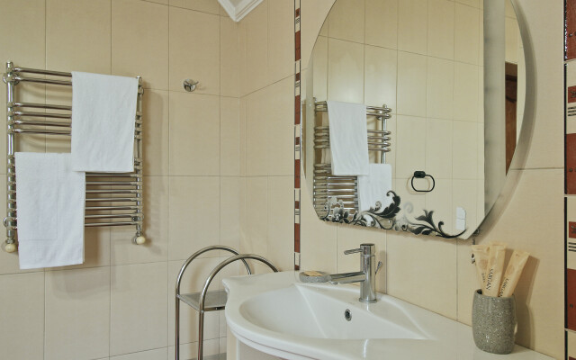 Uyutny Dom V 20-Ti Minutakh Ot Morya Private House