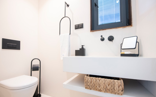 To Be Social House Hotel