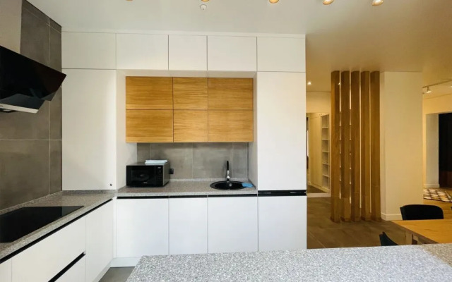 Апартаменты Apartburo Студио в бельэтаже у моря