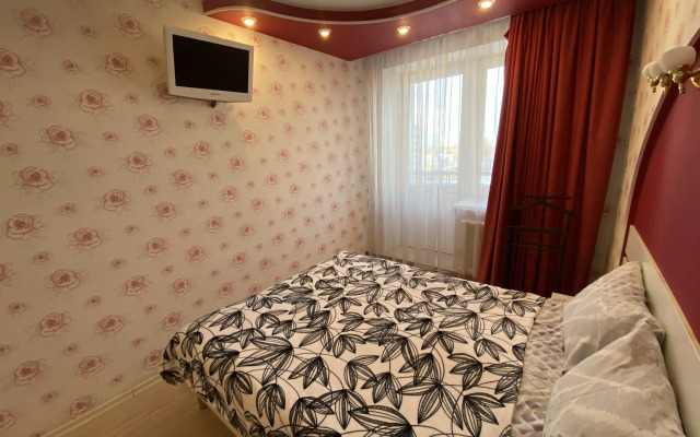 Квартира на Перевалке