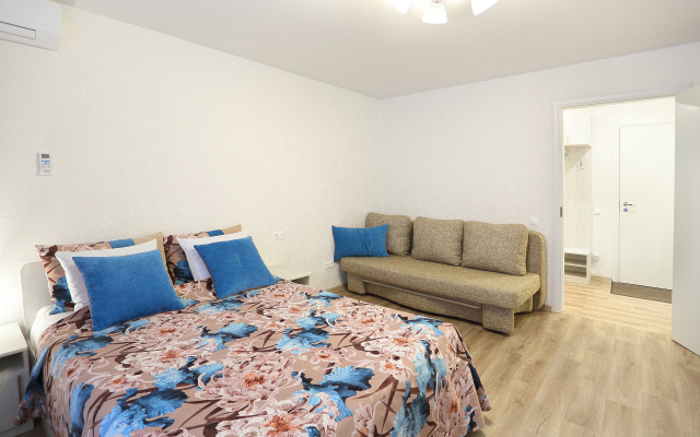 Апартаменты Flat-all 155 Bakunina