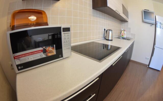 Апартаменты Лучшая однушка на Крайнова 3а