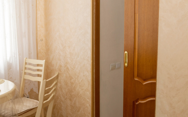 Svetlaya Ryadom S Morem Flat