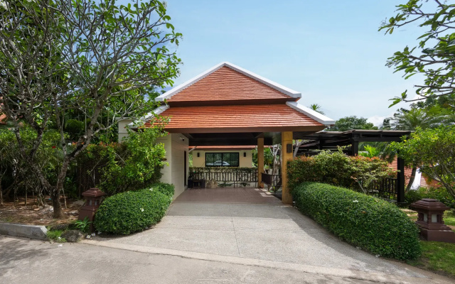 Вилла Meraya with Private Pool Near Nai Harn Beach