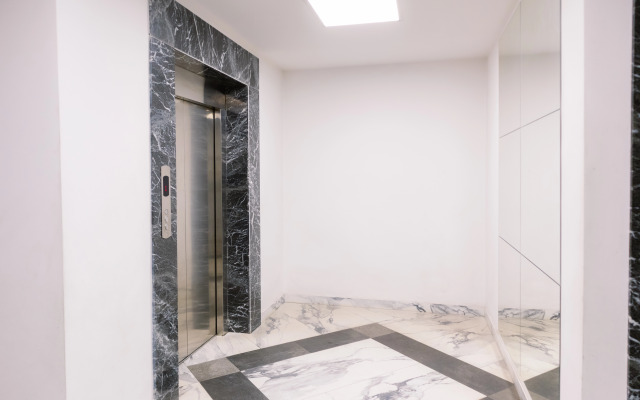 S Sovremennym Dizaynom Na Ulitse Kokhbatsi, Ko1617 Flat
