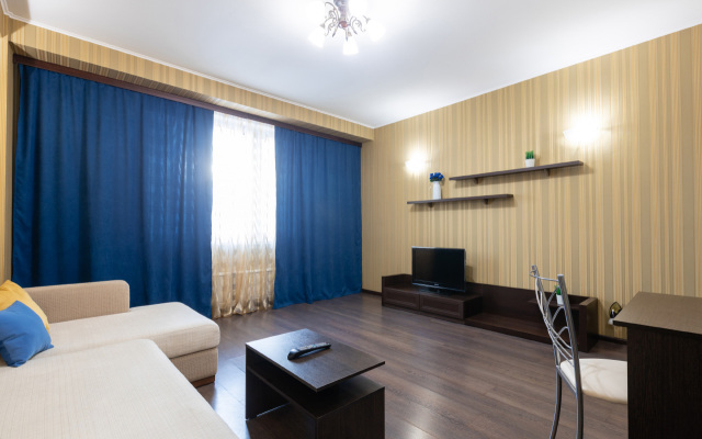 Pyat Zvyozd Skver Sloboda Vesny Flat