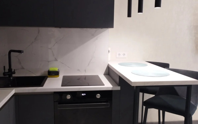 Na 20 etazhe Apartments