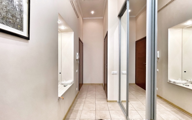 Апартаменты Elite Realty на Караванной 11