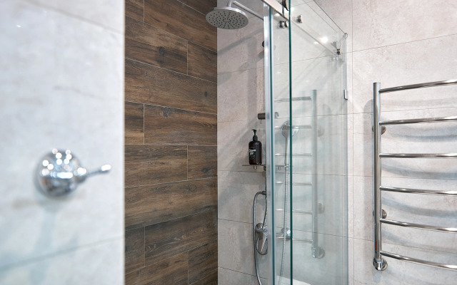 Vozle Metro, Natsionalnoy Biblioteki i Trts Dana Mall Flat