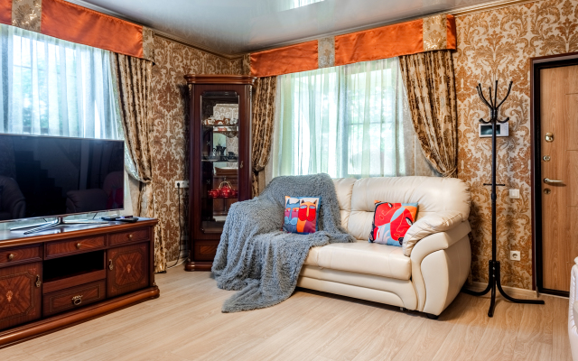 Uyutny dom u morya Private home