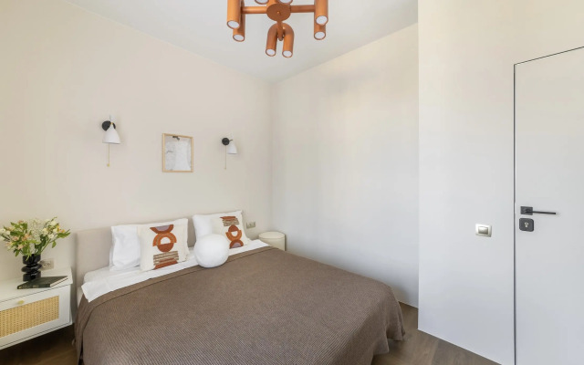 Beloostrovskaya Flat