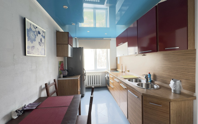 2-Kh Komnatnaya Na Kalandarishvili 40/8 Flat