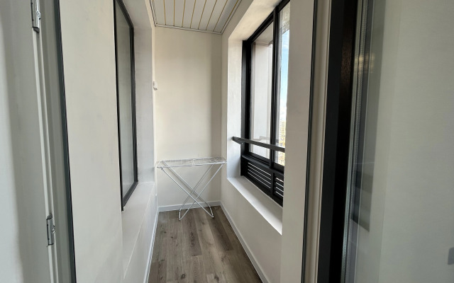 Novaya dvushka vozle akvaparka i Trts Planeta Flat
