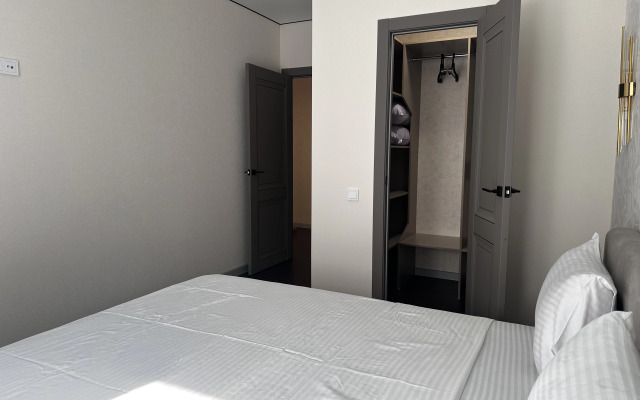 Premium Na Sovetskoy Armii Kliuchnikoff Flat