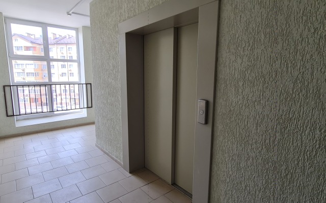 Na ulice Truzhenikov 39/3s2 Apartments