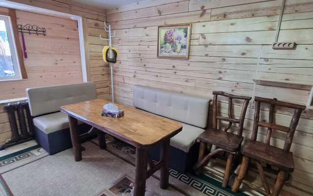 Yashkin Dom Guest House
