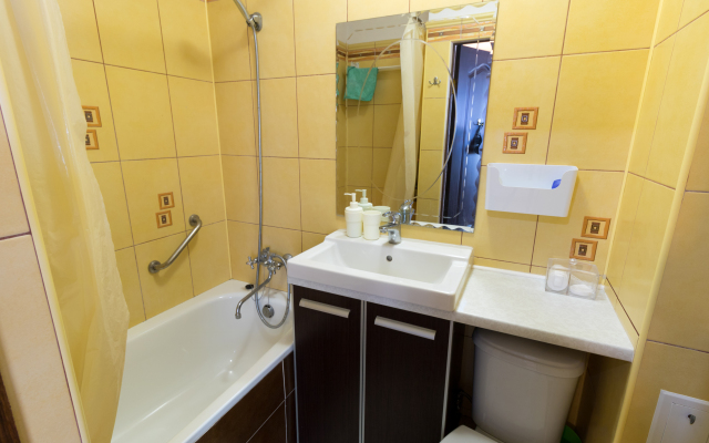 U Baltiyskogo Rynka Flat