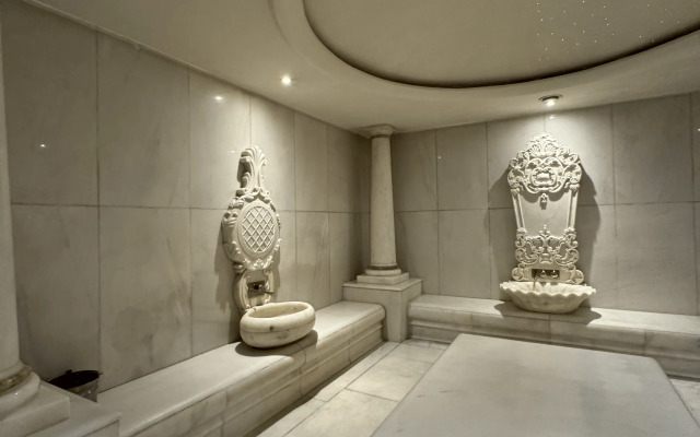 CVK Taksim Hotel