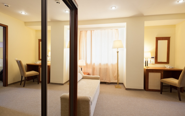 Marins Park Hotel Moskva Prazhskaya Hotel