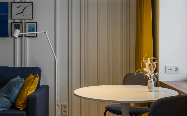 Evrodvushka ColorSPB na Vasilyevskom Ostrove Flat