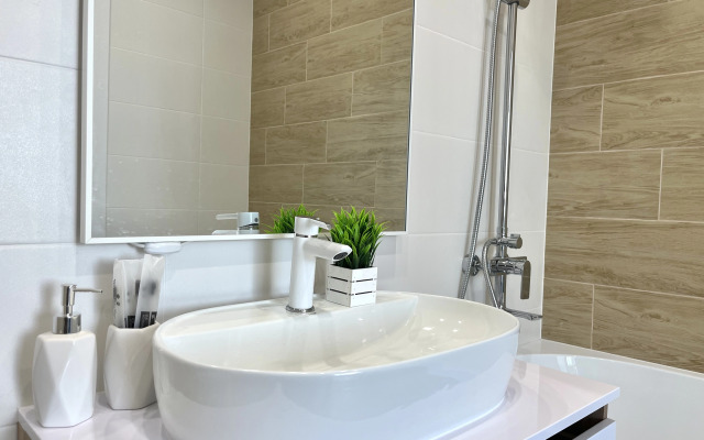 Квартира Новая Уютная Двушка в Центре Уралмаша