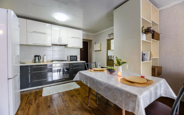 Uyutnaya Dvukhkomnatnaya Kvartira Flat